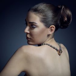freie Arbeit | Beauty mit Schmuck von Stephanie Henzler