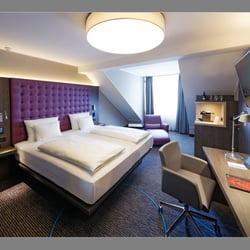 HOTEL DUESSELDORF