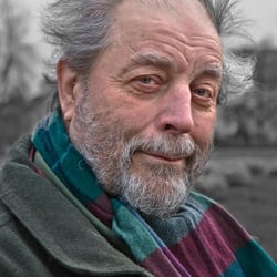 Porträt des Regisseurs, Schauspielers,  Sprechers und Hobby-Jägers Dieter Knust