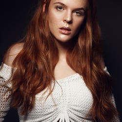 laura2−05