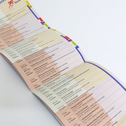 Broschüre | Kalender in der Mitte