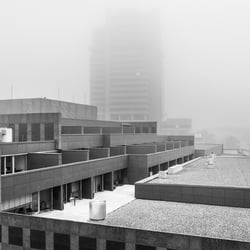 Besuchen Sie www.martinrohrmann.com – oder speziell für Architekturfotografie: www.rohrmann-architektur.de