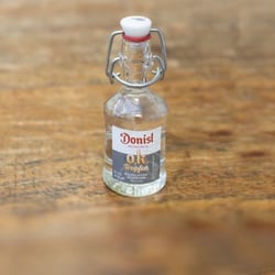 Etikett und Namens-Idee für Donsil Schnapsfläschen