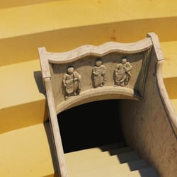 Theater – Kopfplatte