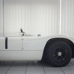 Porsche 910 Bergspyder