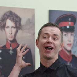 Simon Williams