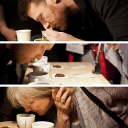 100% Kaffee – ArtHelps Katalog