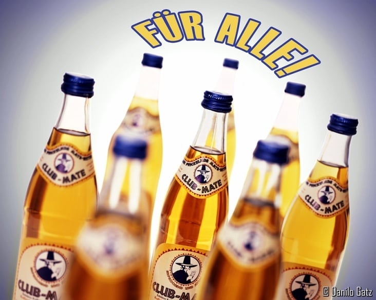 Club-Mate für alle! – Werbeplakat (analog 4×5’’ Großformat CAMBO)