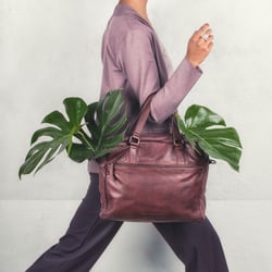 Textilien und Taschen