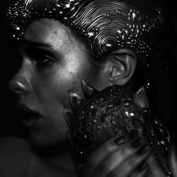 PHOTOGRAPHY: Roman Walczyna  JEWELLERY DESIGN: Michael Uhlig  STYLING & DESIGN: Beata Isabella Nitzke  MODEL: Pia Germann