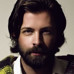 Grooming: Anna Tsoulcha, Fotograf: Krystina Woldanowski