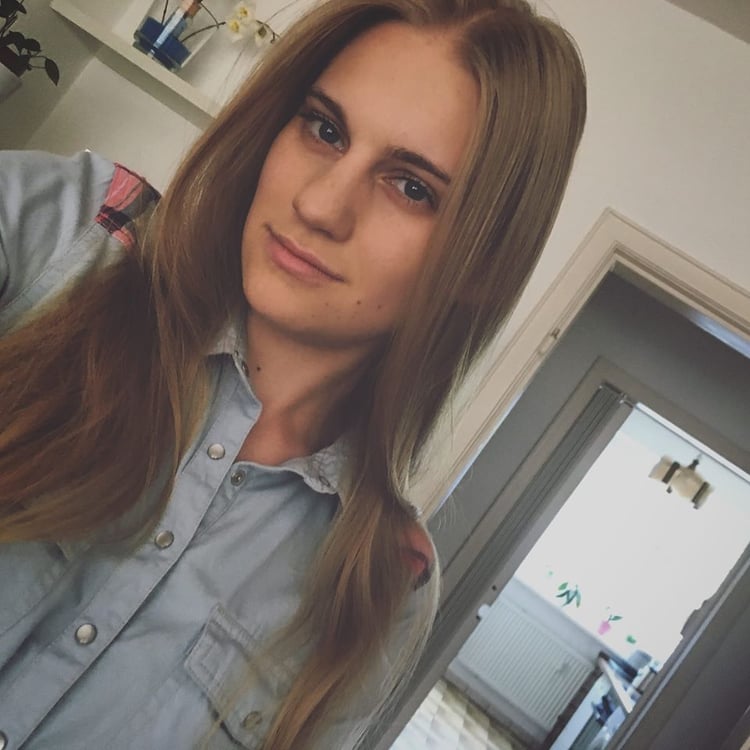 Yana Walkusch