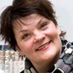 GAYLE TUFTS