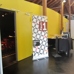 Rollup zur Veranstaltung creative. fem. net. Karlsruhe 2015
