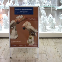 Sammlung Meissener Porzellan, Stiftung Sigrid Pless, Ramada Hotel Bad Soden am Taunus