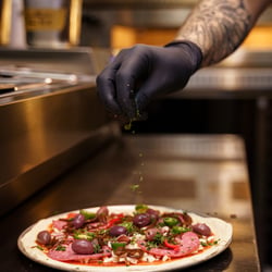 Food-Fotografie für Beschde Pizza in Karlsruhe