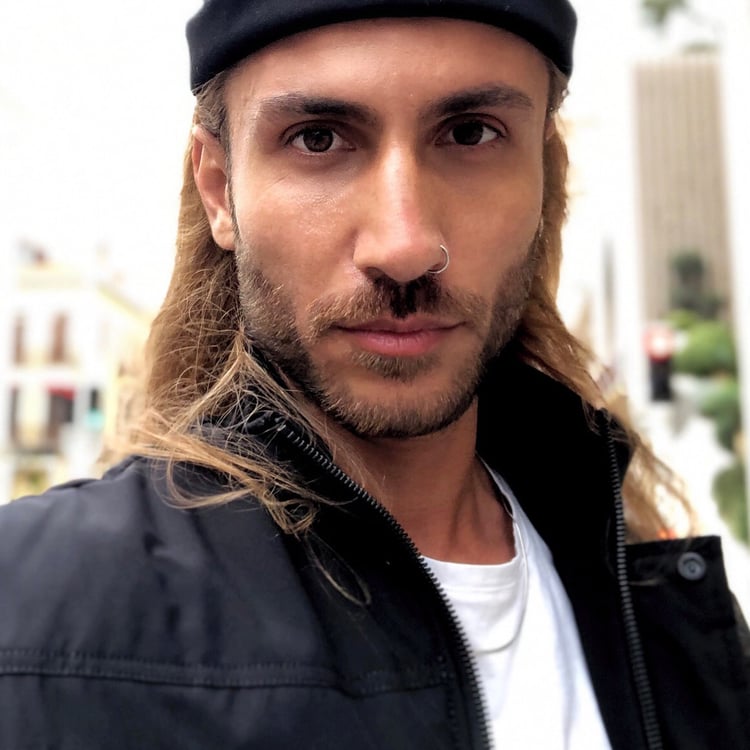 Anil Eser
