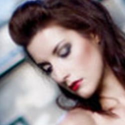 Fashion: TO.mTO Berlin / Model: Ginette R.