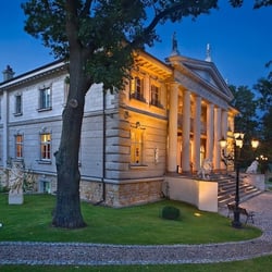 Neubau-Schloss im Norden Brandenburgs