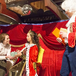 russ weihnachtsfeier theateraufführung Seite 05