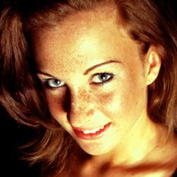 stella-hochf-smile03-3-24×36-1000px