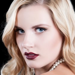 Model : Linda Lobe, Fotograf :Karsten Kuppig-Westwork Photo