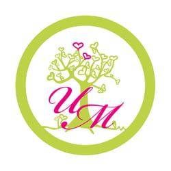Hochzeäitsmonogramm für eine Gartenfeier