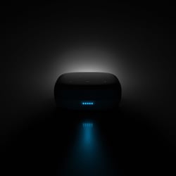 032 Swisscom TVBox Keyvisual 2−04 web-900x