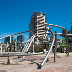 Parque Diagonal Mar – Enric Miralles y Benedetta Tagliabue
