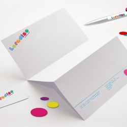 Lorodise – CI Entwurf für ein Online Secondhand Bazar für Kindermode, Spielzeug und Bücher.