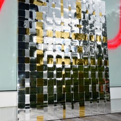 JULIA VON CHAMIER L*ART