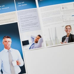 Folder Makler-Recruiting für Finanzdienstleister