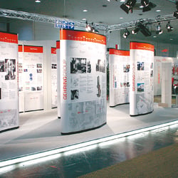 Messemodule für die EMO, inhaltlich erweiterbar / modular design elements, exhibition EMO