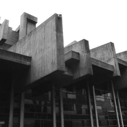 Analogfotografie – Katholische Hochschulgemeinde Kirche in Köln