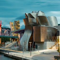 Museo Guggenheim Architekt: Frank O. Gehry;  Projekt: Kunstmuseum für moderne Kunst, Bilbao (ESP); 2019