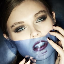 Make Up: Anna Tsoulcha Fotograf: Roman Walczyna