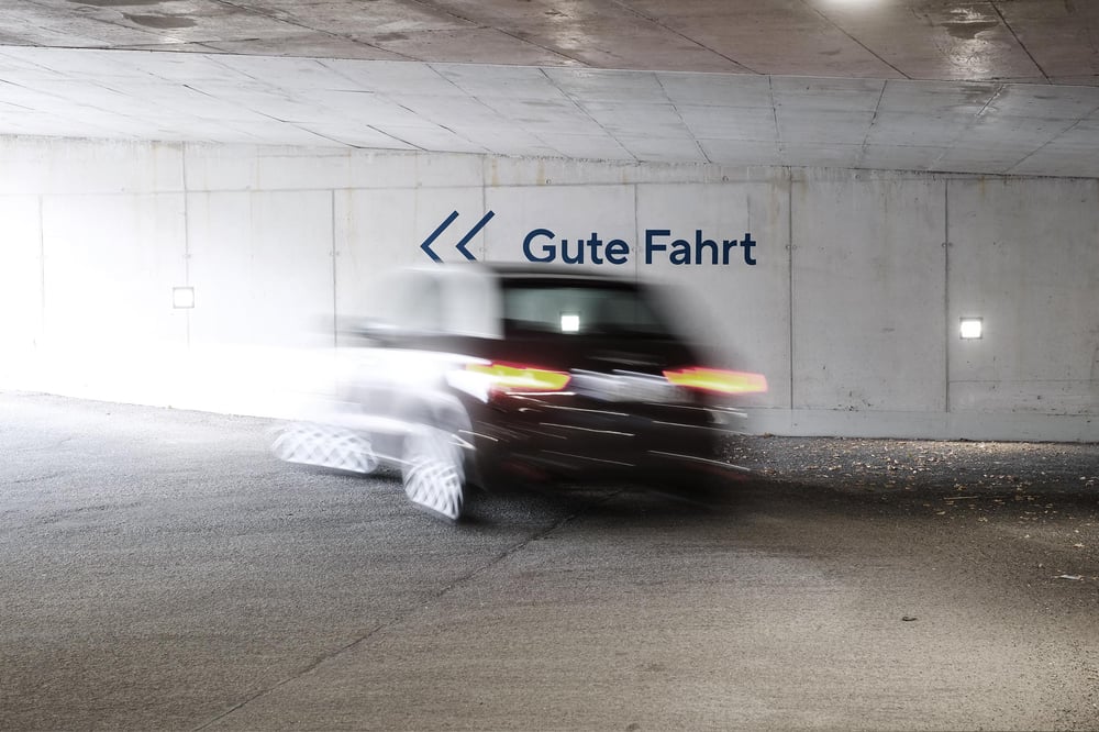 hinterschwepfinger signage tiefgarage-ausfahrt-2