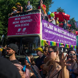 Christopher Street Day in Berlin, Deutschland 2018.