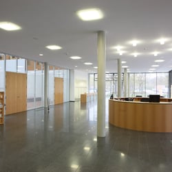 Empfang Verwaltungsgebäude