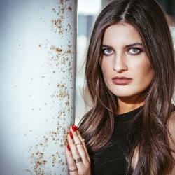 Shooting Conni
