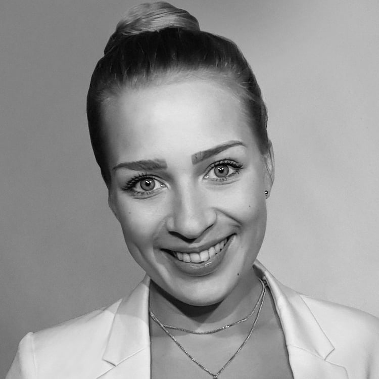 Corinna Jens