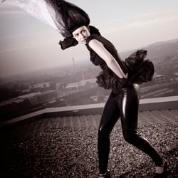 Schülerarbeit der Klasse aus Hamburg, Fotograf Jens Petersen, Model Daike