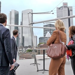Exklusiver Blick auf die Skyline Frankfurts