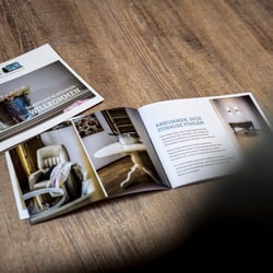 Informationsboschüre für eine Tagespflege, inkl. Text und Fotoshooting