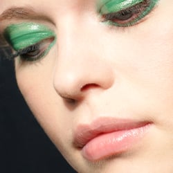 Augen Make up grü bearbeitit (2)