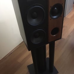 Custom Speakerstands