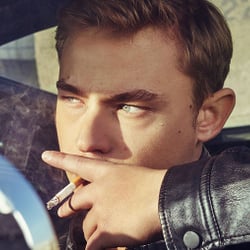 dennis mojen⎟photo marcus hoehn