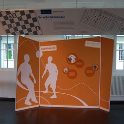 Grafik & Layout Stellwände
