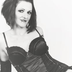 www.daniela-amerle.de