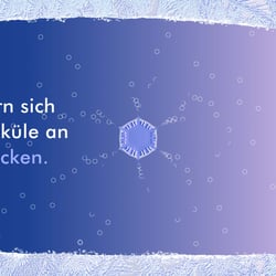 Moleküle lagern sich an die Ecken des Eiskristalls